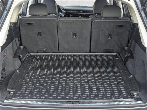 2023 Audi Q7 55 Premium Plus