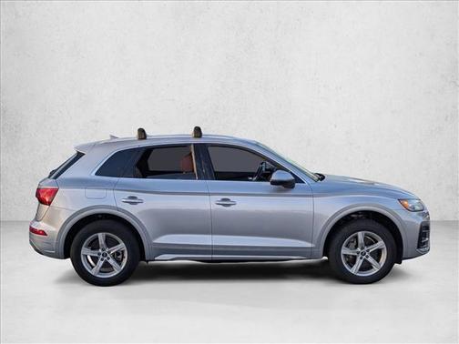 2022 Audi Q5 40 Premium