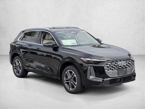 2025 Audi Q5 Premium