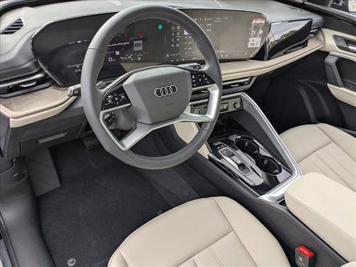 2025 Audi Q5 Premium