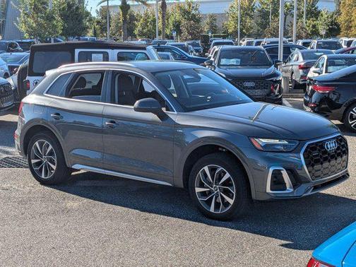 2023 Audi Q5 45 S line Premium Plus