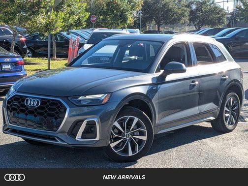 2023 Audi Q5 45 S line Premium Plus