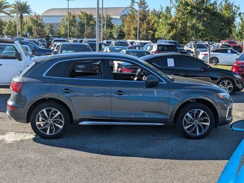 2023 Audi Q5 45 S line Premium Plus