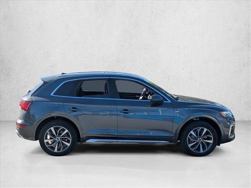 2023 Audi Q5 45 S line Premium Plus