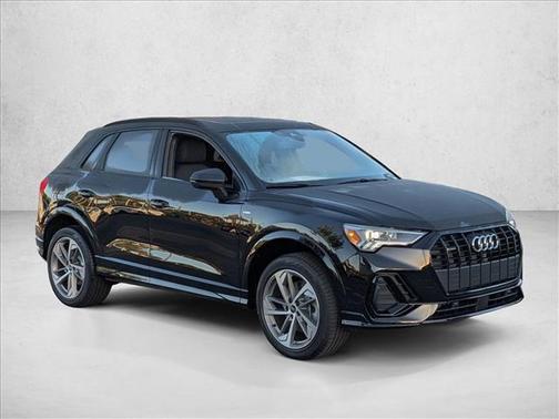 2025 Audi Q3 Premium 45 TFSI S line quattro Tiptronic