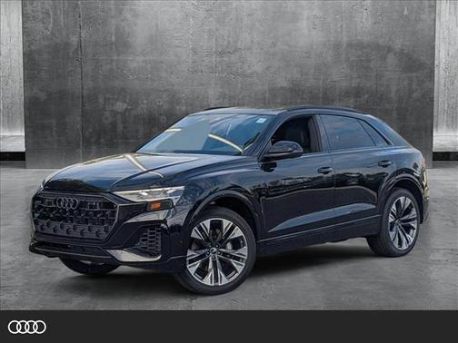 2025 Audi Q8 55 Premium