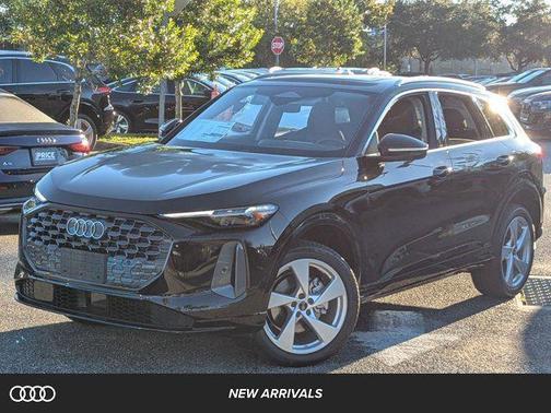 2025 Audi Q5 Premium Plus TFSI quattro S tronic