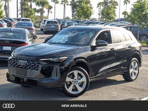 2025 Audi Q5 Premium Plus