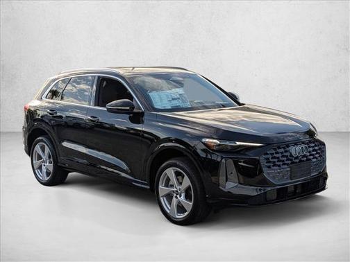 2025 Audi Q5 Premium Plus TFSI quattro S tronic