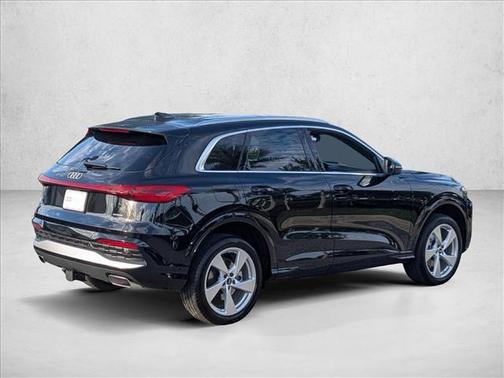 2025 Audi Q5 Premium Plus TFSI quattro S tronic