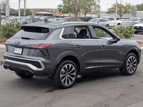 2026 Audi Q3 S line