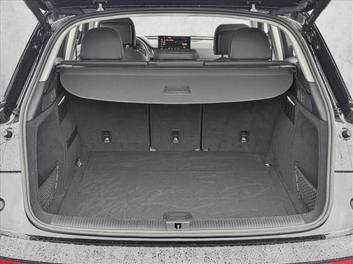 2023 Audi Q5 40 Premium
