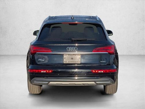 2023 Audi Q5 40 Premium