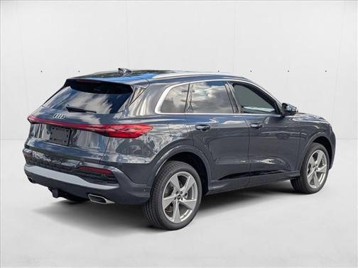 2025 Audi Q5 Premium Plus