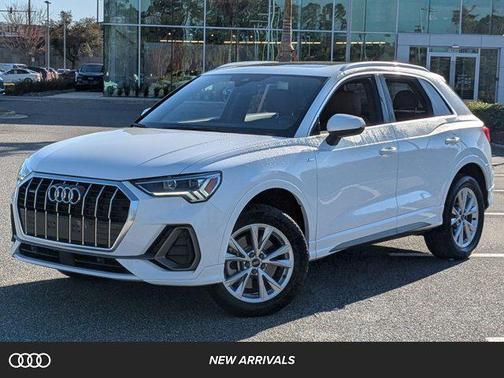 2025 Audi Q3 Premium 45 TFSI S line quattro Tiptronic