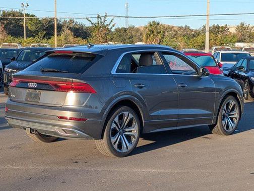 2021 Audi Q8 55 Prestige