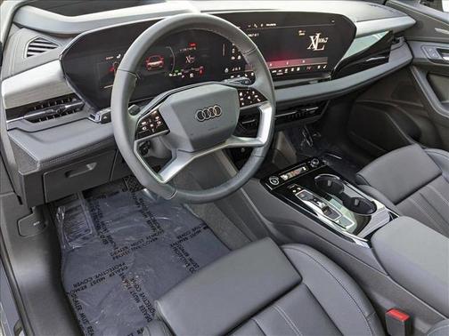 2025 Audi Q6 e-tron Premium Plus quattro