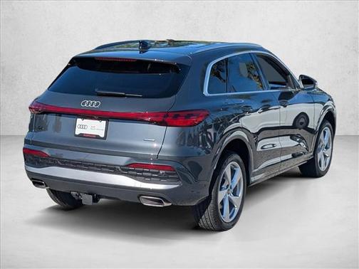 2025 Audi Q5 Premium Plus