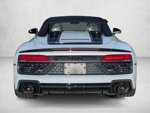 Suzuka Gray Metallic 2020 Audi R8 V10 performance quattro S tronic