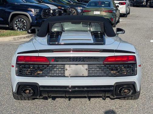 Suzuka Gray Metallic 2020 Audi R8 V10 performance quattro S tronic