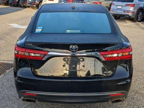 2017 Toyota Avalon XLE