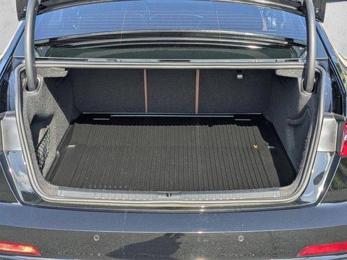 Mythos Black Metallic 2022 Audi A6 55 Premium Plus