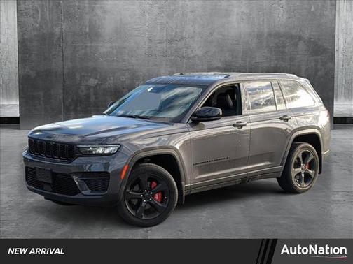 2022 Jeep Grand Cherokee Altitude
