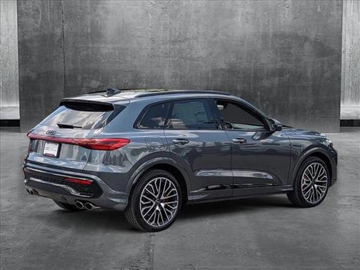 2025 Audi SQ5 3.0T Premium Plus