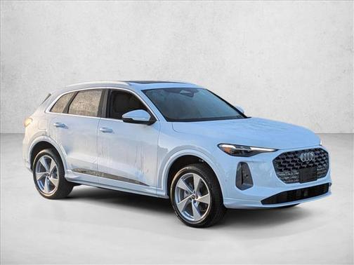 2025 Audi Q5 Premium Plus