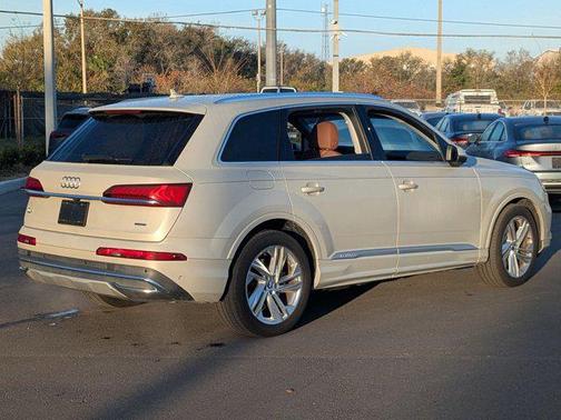 2020 Audi Q7 55 Prestige