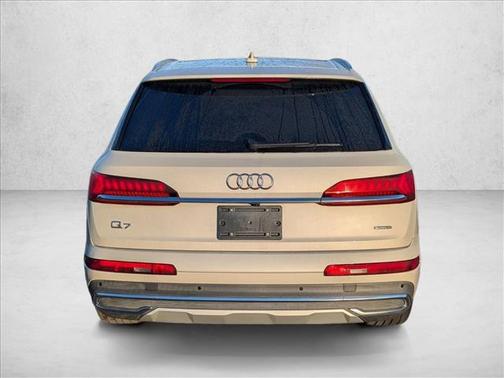 2020 Audi Q7 55 Prestige