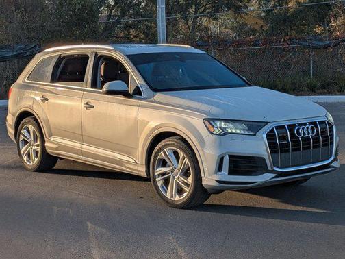 2020 Audi Q7 55 Prestige