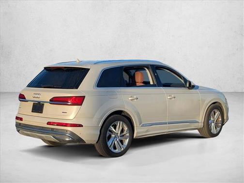 2020 Audi Q7 55 Prestige