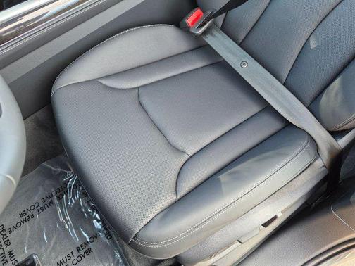 Daytona Gray Pearl Effect 2026 Audi Q7 55 Premium Plus