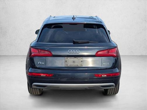Moonlight Blue Metallic 2018 Audi Q5 2.0T Premium Plus