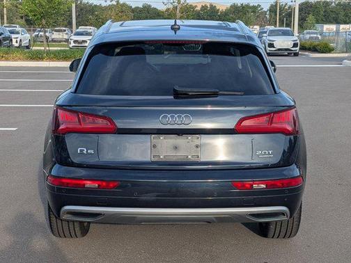Moonlight Blue Metallic 2018 Audi Q5 2.0T Premium Plus