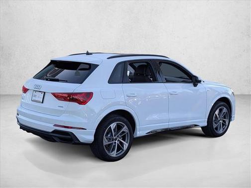 2025 Audi Q3 Premium 45 TFSI S line quattro Tiptronic