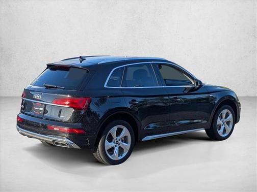 2023 Audi Q5 45 S line Prestige