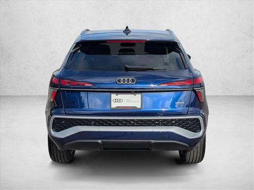 Navarra Blue Metallic 2026 Audi Q3 S line