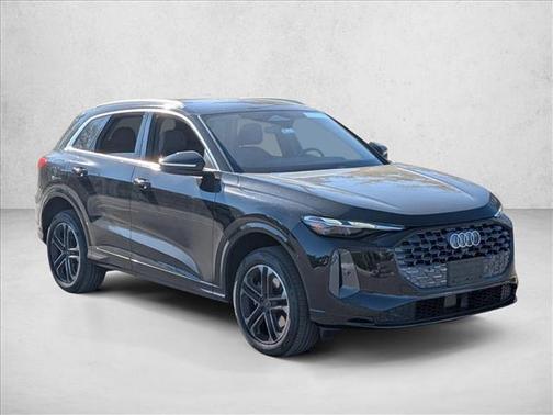 2025 Audi Q5 Premium TFSI quattro S tronic