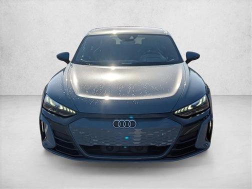 Kemora Gray Metallic 2023 Audi e-tron GT Premium Plus quattro