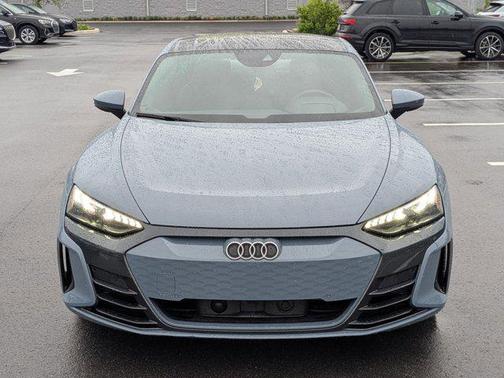 Kemora Gray Metallic 2023 Audi e-tron GT Premium Plus quattro