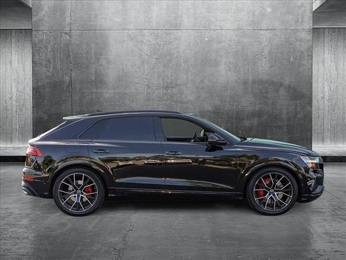2022 Audi SQ8 4.0T Premium Plus