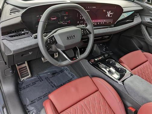 2025 Audi SQ6 e-tron Premium Plus quattro