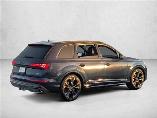 2026 Audi Q7 55 Premium Plus
