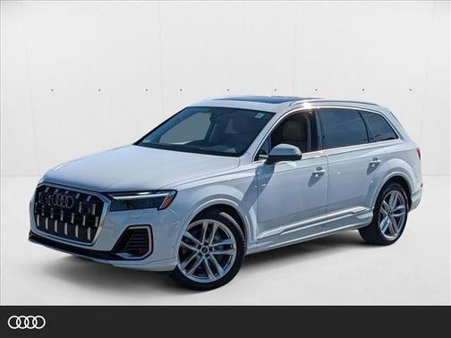 2025 Audi Q7 55 Premium Plus