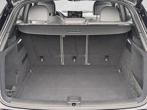 2024 Audi Q5 45 S line Premium