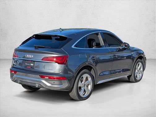2022 Audi Q5 45 S line Premium