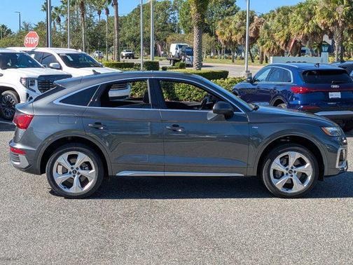 2022 Audi Q5 45 S line Premium