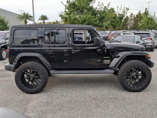 2020 Jeep Wrangler Unlimited Sahara